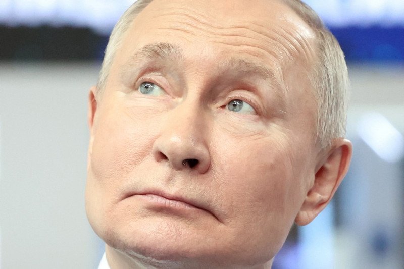 Putin asegura que está en contra de las armas nucleares en el espacio