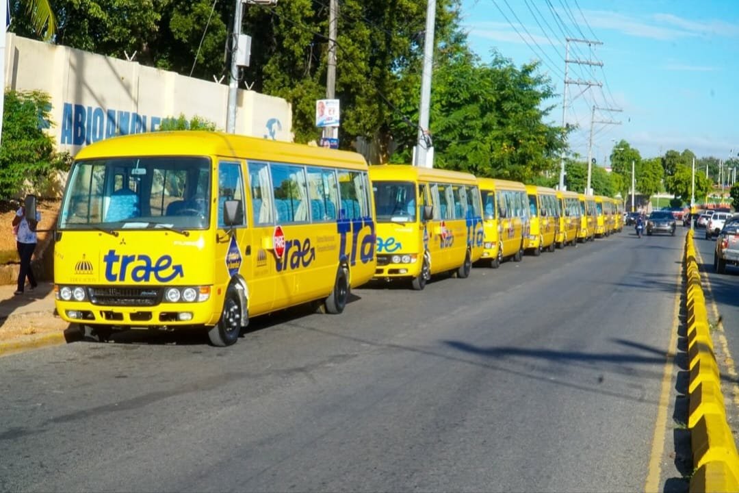 100 nuevos autobuses para el transporte de escuelas públicas