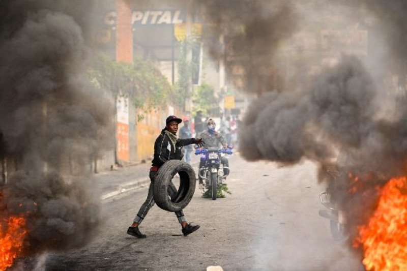 Espera nuevos dirigentes tras repunte de la violencia en la capital