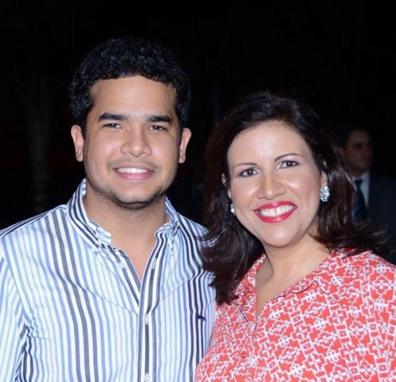 Omar recibe felicitación de Margarita Cedeño “¡Te amo! Estoy orgullosa de ti, un fuerte abrazo para ti y tu mamá”