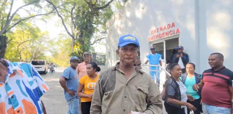 Alcalde pedáneo hiere a machetazos a uno de tres haitianos que intentaron atracarlo