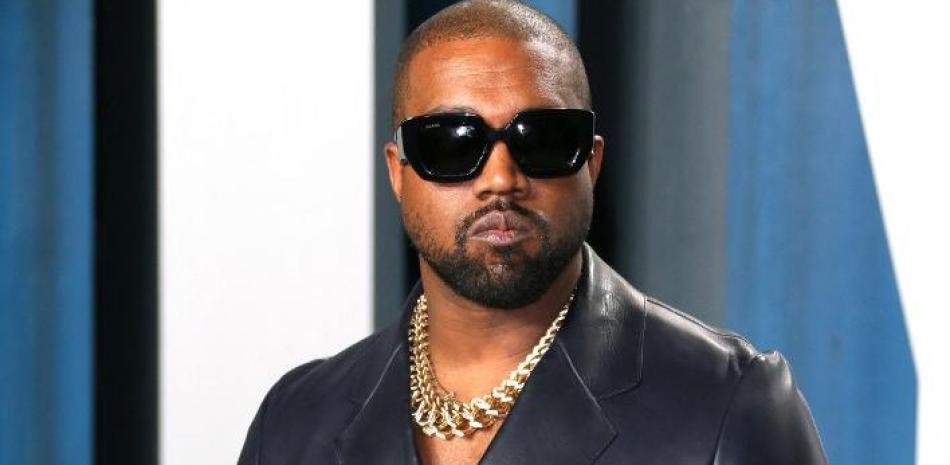 Demandan nuevamente a Kanye West y esta vez lo acusan de antisemitismo, homofobia y racismo