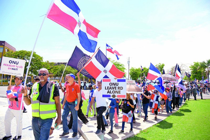 Protestan contra ‘imposición internacional’ sobre el tema haitiano