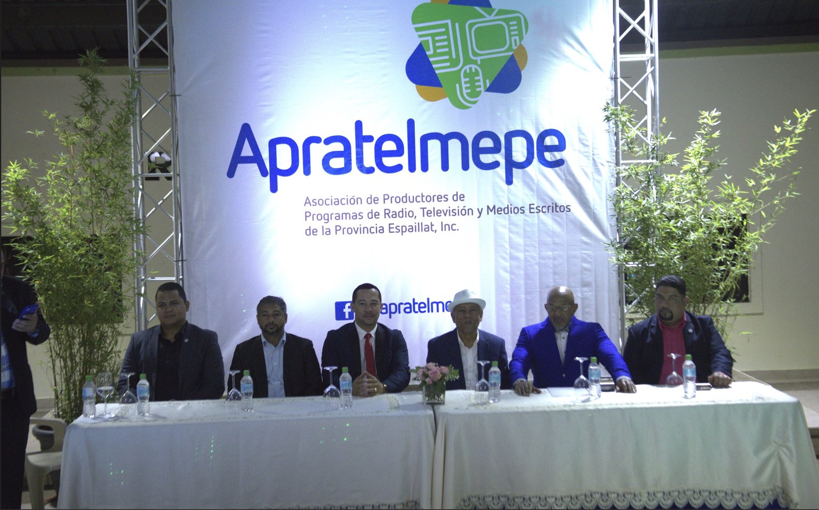 Juramentan nueva directiva de APRATELMEPE en Moca