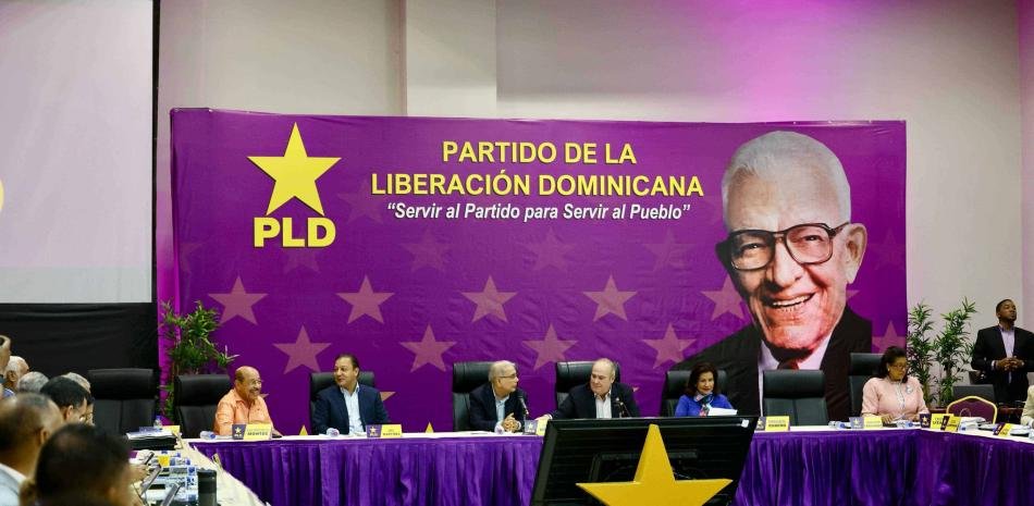 CP del PLD apoya a Danilo Medina en presidencia del PLD