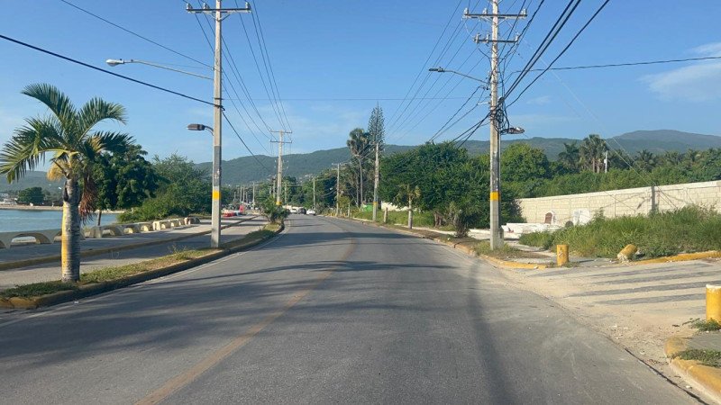 Evacuaciones preventivas en Barahona por amenaza de huracán Beryl