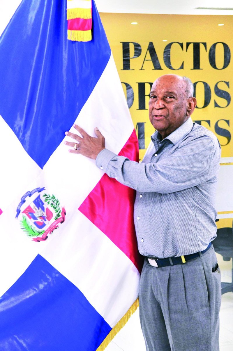 La voz de oro el locutor de las maestrías de ceremonias hizo «un sacerdocio de la profesión”