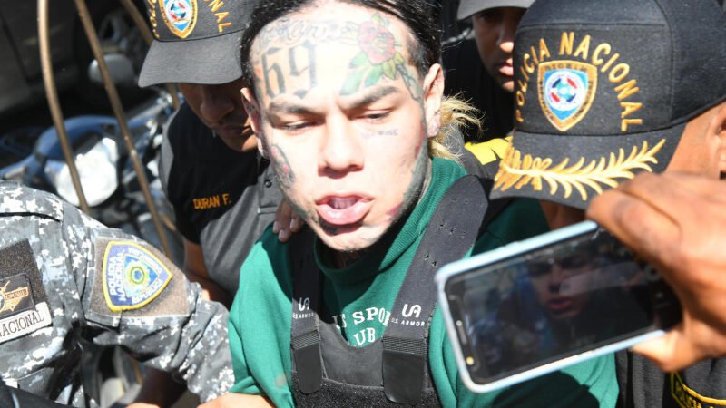 Detienen a Tekashi por dos semanas en Nueva York