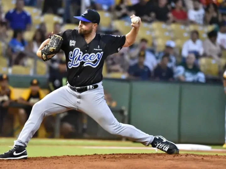 Licey gana su tercer partido corrido blanqueando a las Águilas