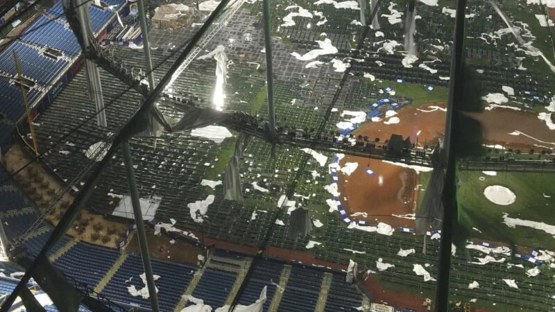 Milton rompe techo del estadio de los Rays impidiendo se celebren partidos de pretemporada de NBA