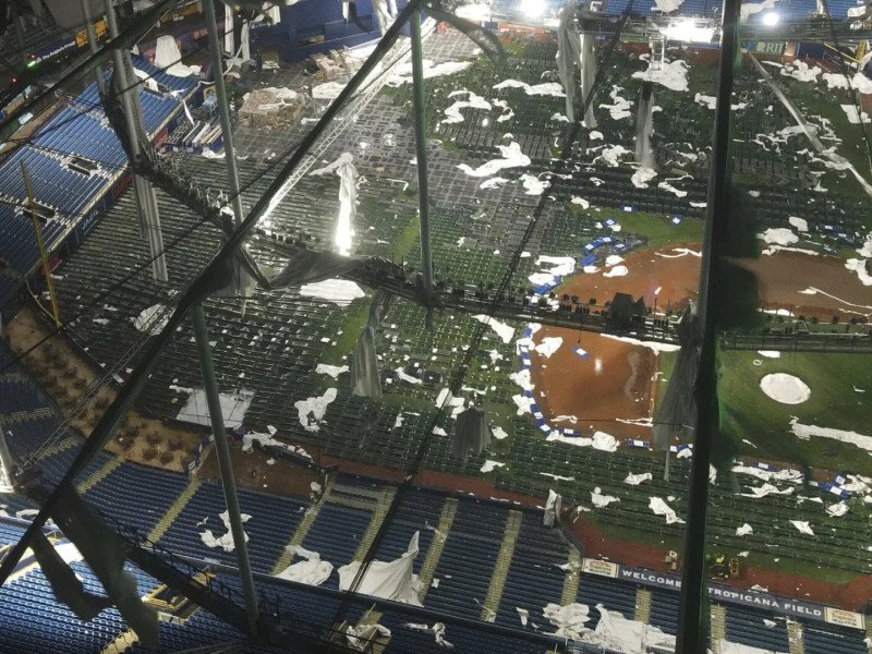 Milton rompe techo del estadio de los Rays impidiendo se celebren partidos de pretemporada de NBA