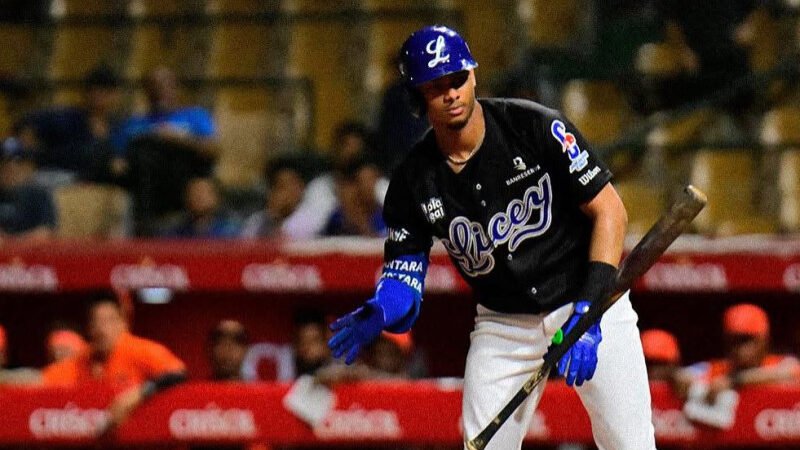 Alcántara y Jair Camargo guían Licey sobre Toros