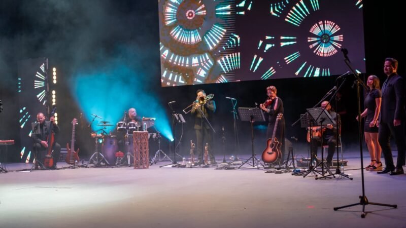 Anthony Wood Desnuda el Alma en una Noche Mágica en el Gran Teatro del Cibao