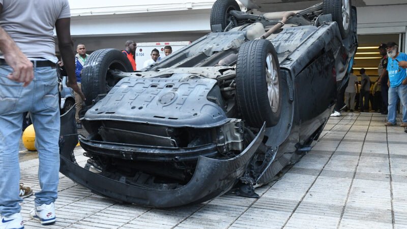 Cuatro heridos en supermercado de la 27 de Febrero