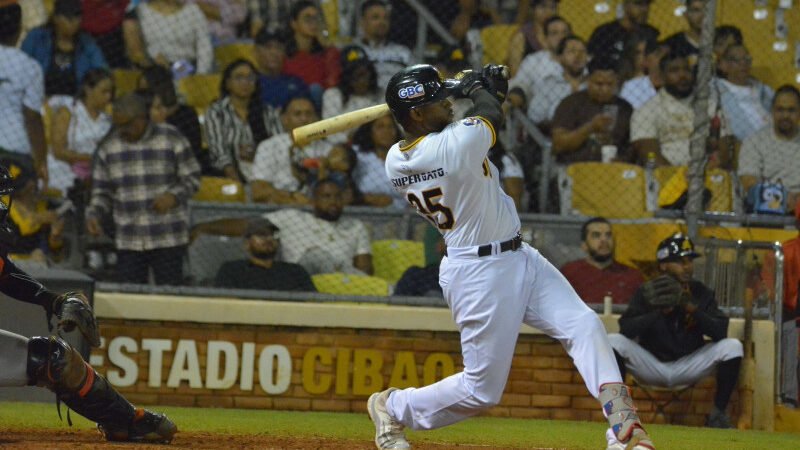 Dos que guían triunfo de Águilas sobre Toros