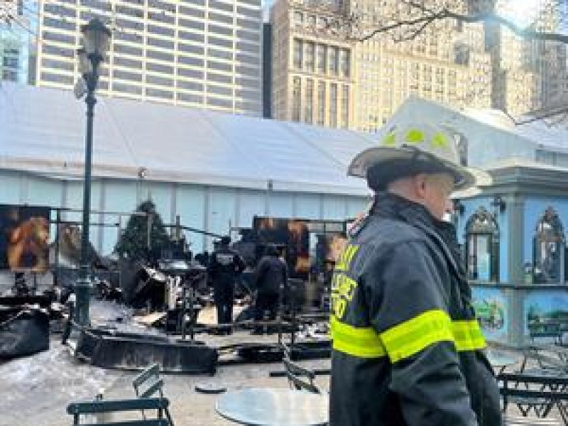 Tren choca con un carro de bomberos y deja varios heridos