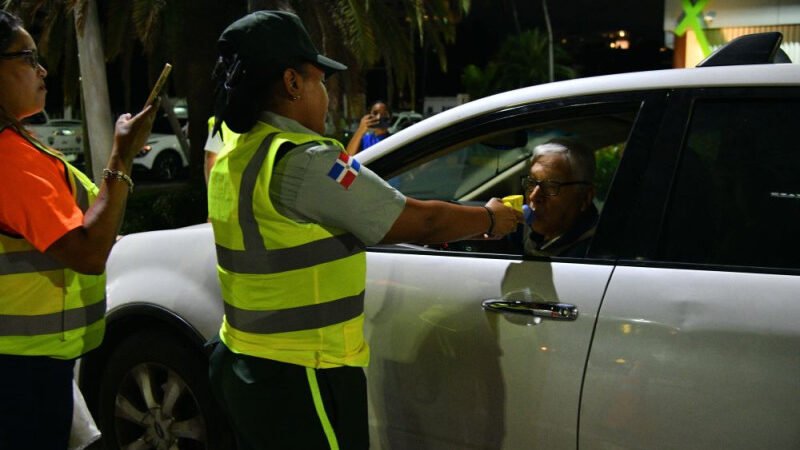 Harán pruebas de alcoholímetro esta navidad