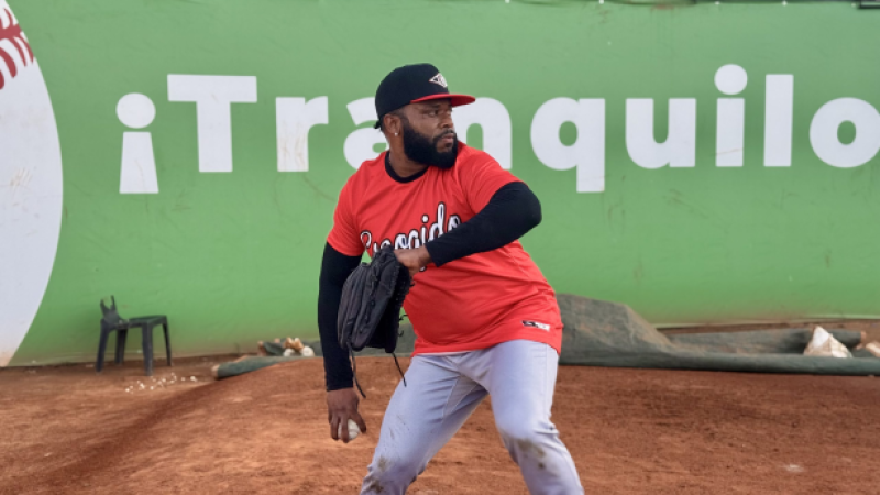 El Escogido firma al lanzador Johnny Cueto