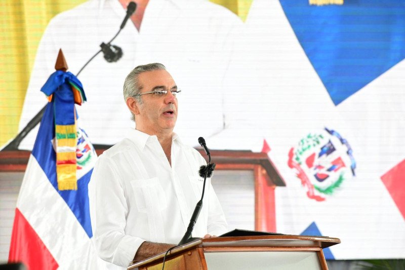 Almuerzo navideño del presidente con miembros de la Primera Brigada de Infantería del Ejército