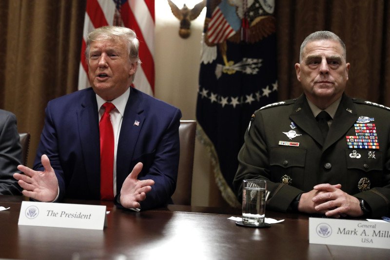 Despojan al general Milley de sus escoltas, enemigo de Trump