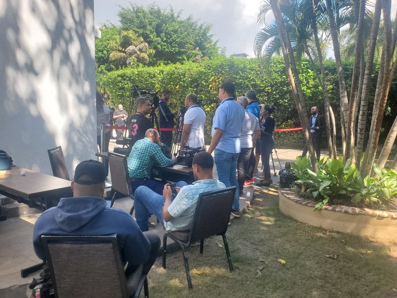 Limitan labor de periodistas en acto de Abinader