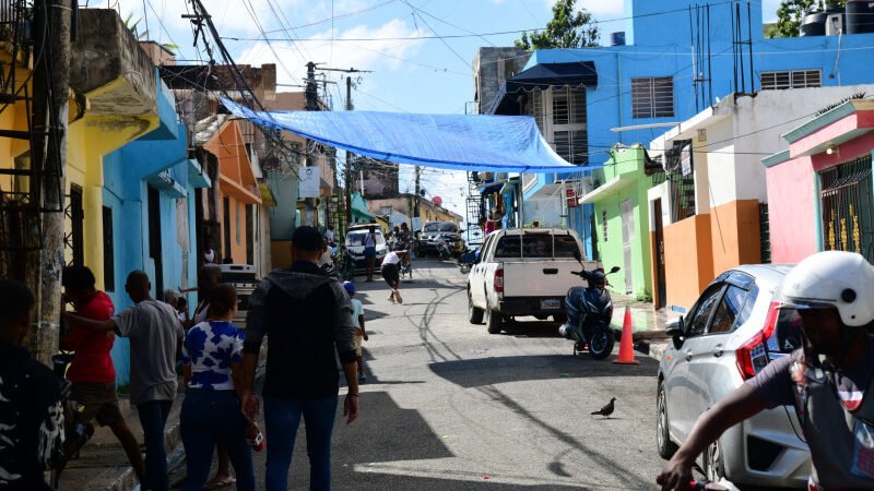 Mure en tiroteo un joven de 17 años en Capotillo