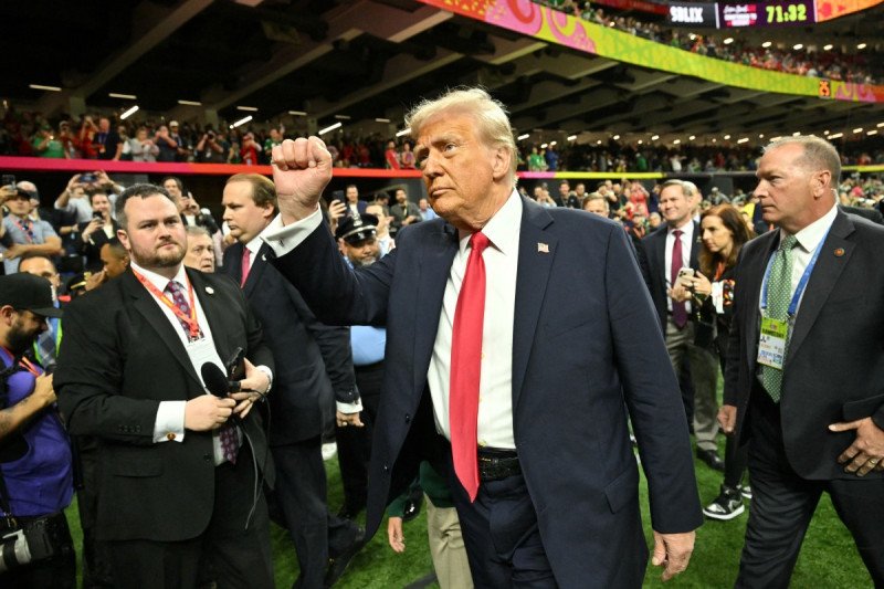 Trump asiste al un Super Bowl, siendo el primer presidente en hacerlo