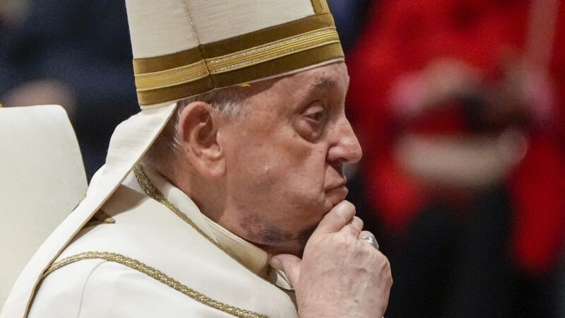 El papa tiene problemas renales