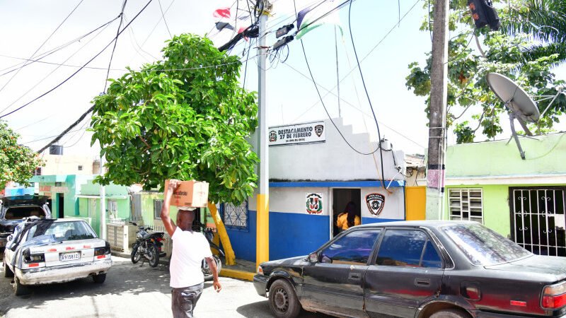 Aseguran que unidades élites patrullan en barrio 27 de Febrero