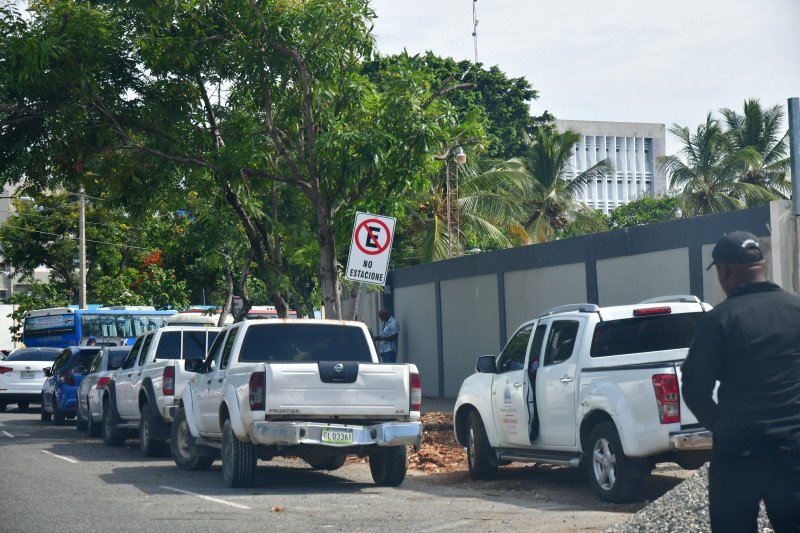  Falta de planificación de parqueos públicos