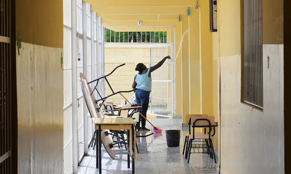 El aumento  del salario de educación y la salud