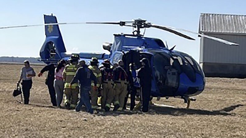 Mujer atrapada en auto accidentado sobrevive seis días con agua de arroyo hasta ser rescatada