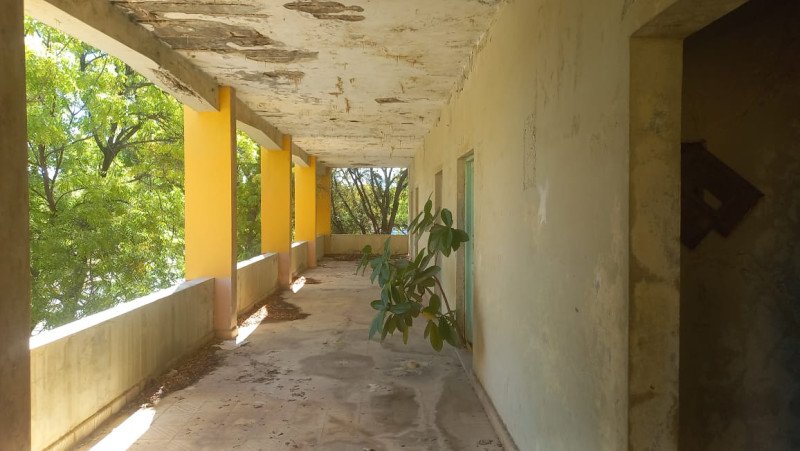 Oficinas públicas en Pedernales abandonadas a punto de colapsar