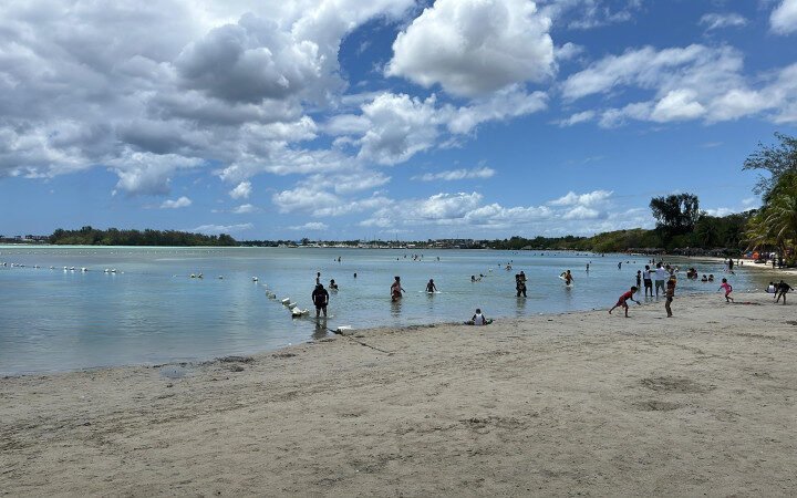 Boca Chica sin Semana Santa, es el grito de los comerciantes y la gente