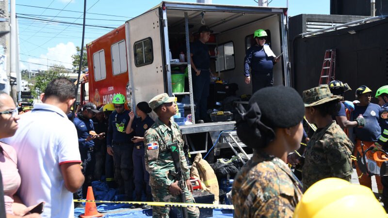 Aumentan a 44 los fallecidos y a 146 los trasladados por tragedia en Jet Set