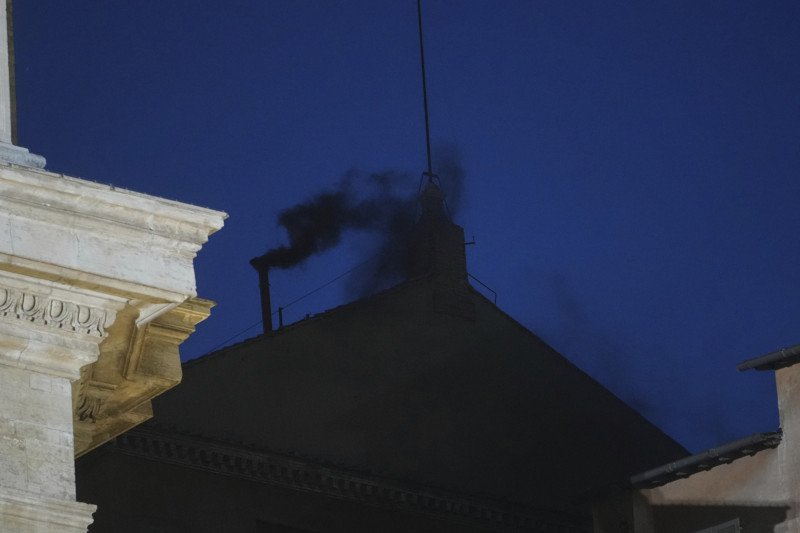 La Fumata en el Vaticano es negra en el Vaticano