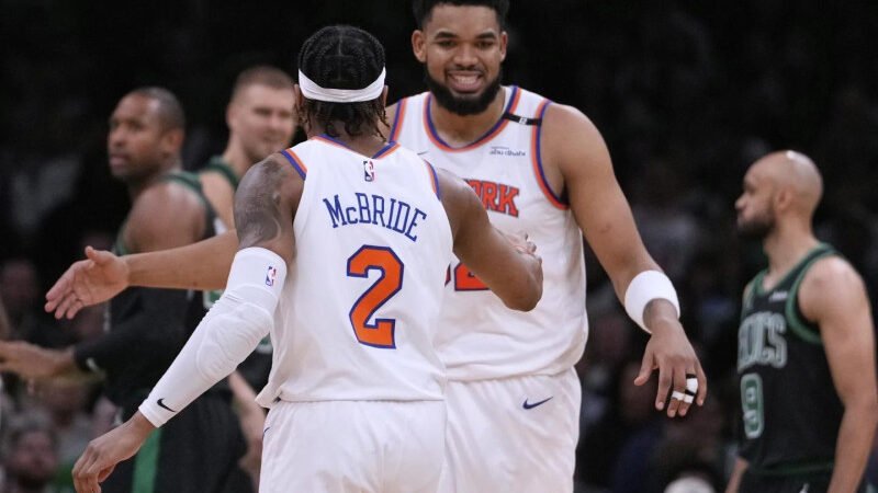 Karl-Anthony Towns a dos pasos de la historia en la NBA