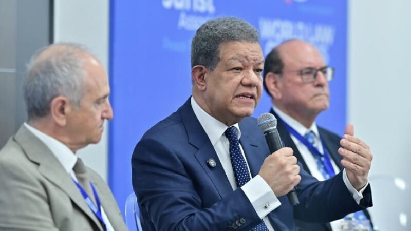 Favorecen propuesta de Abinader para tratar tema haitiano
