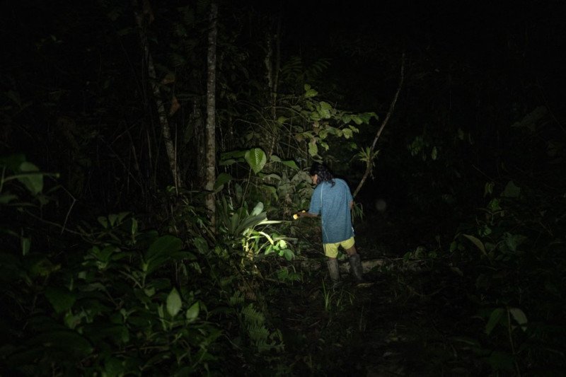 Militares de ecuatorianos emboscados por guerrilleros colombianos