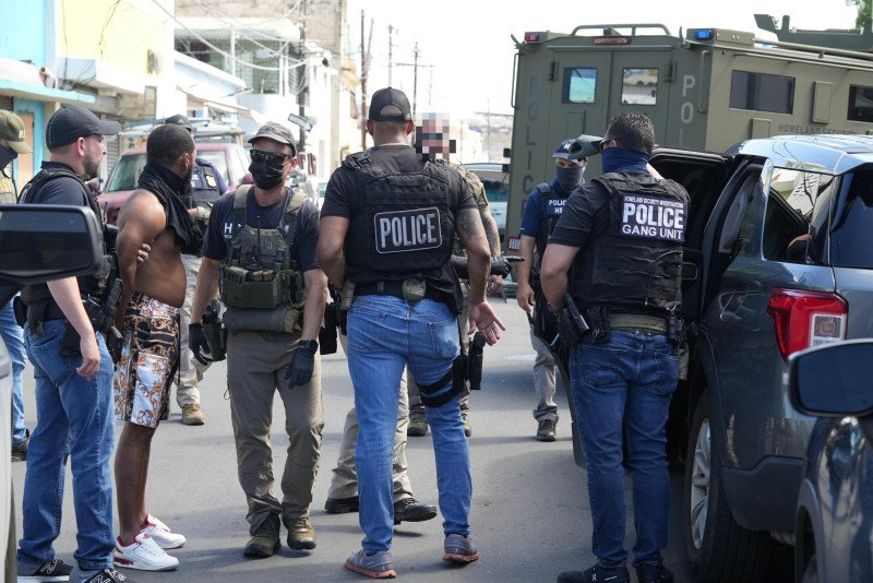 Dominicanos detenidos en operativo migratorio en Puerto Rico