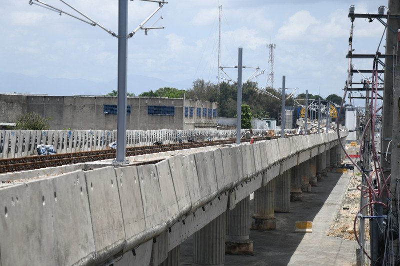 Los trabajos finales se centran actualmente en la parte eléctrica del metro de Los Alcarrizos
