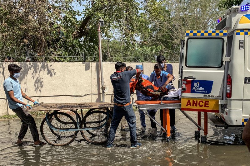 204 cadáveres y 41 heridos son atendidos tras accidente de Air India