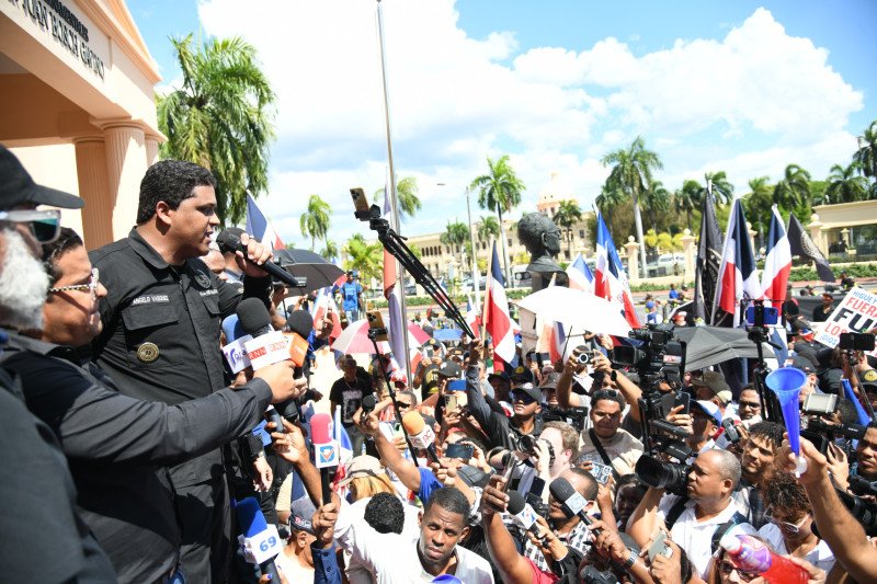 Convocan gran movilización nacional en el CONEP