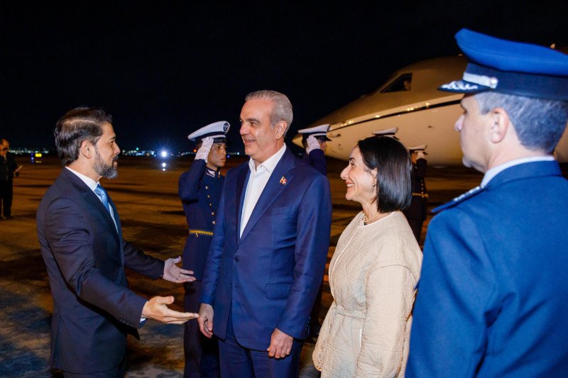 Luis Abinader en Brasil para reunirse con Lula y participar en cumbre