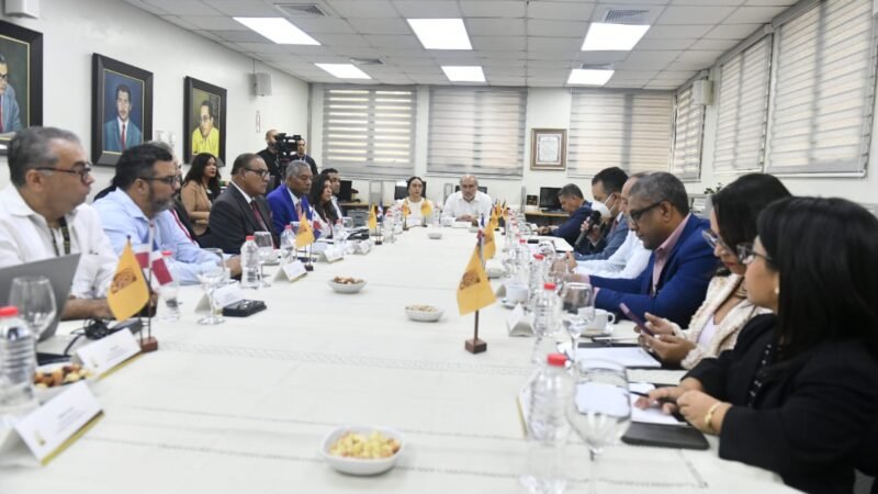 JCE presenta el Observatorio del Registro Civil a miembros del Observatorio de Políticas Migratorias