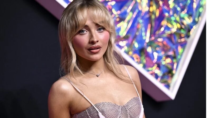 Sabrina Carpenter con fotos sensualísimas genera ataques