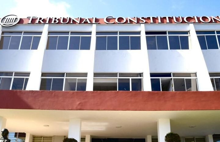 Tribunal Constitucional ratifica validez de disposición que impide reelección en 2028
