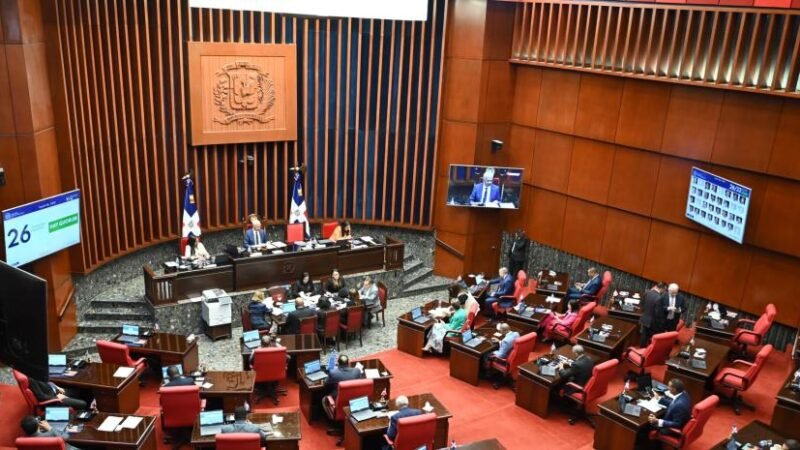 Aprueban Ministerio de Justicia para garantizar independencia del Ministerio Público