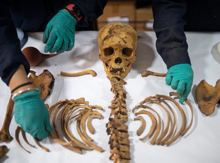 Momia de más de 1,000 años encontrada en  Perú