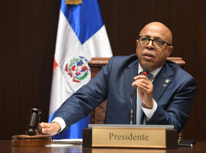 Diputados que no culminen declaración jurada no podrán recibir salarios en julio